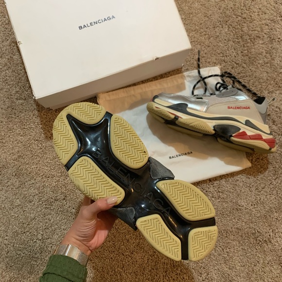 Authentic Triple S Balenciaga - Picture 5 of 5